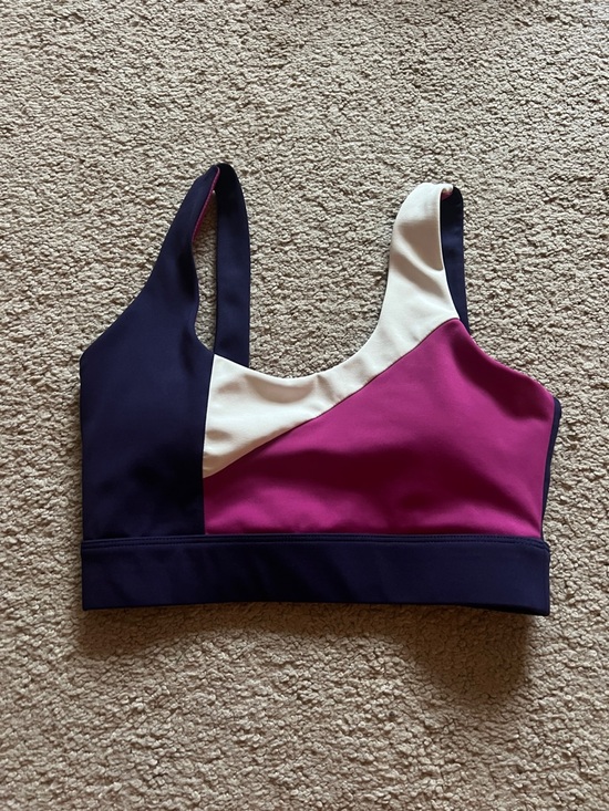 Wilo The Label Other - Colorblock Women’s Bikini Top in Magenta, Navy & Cream